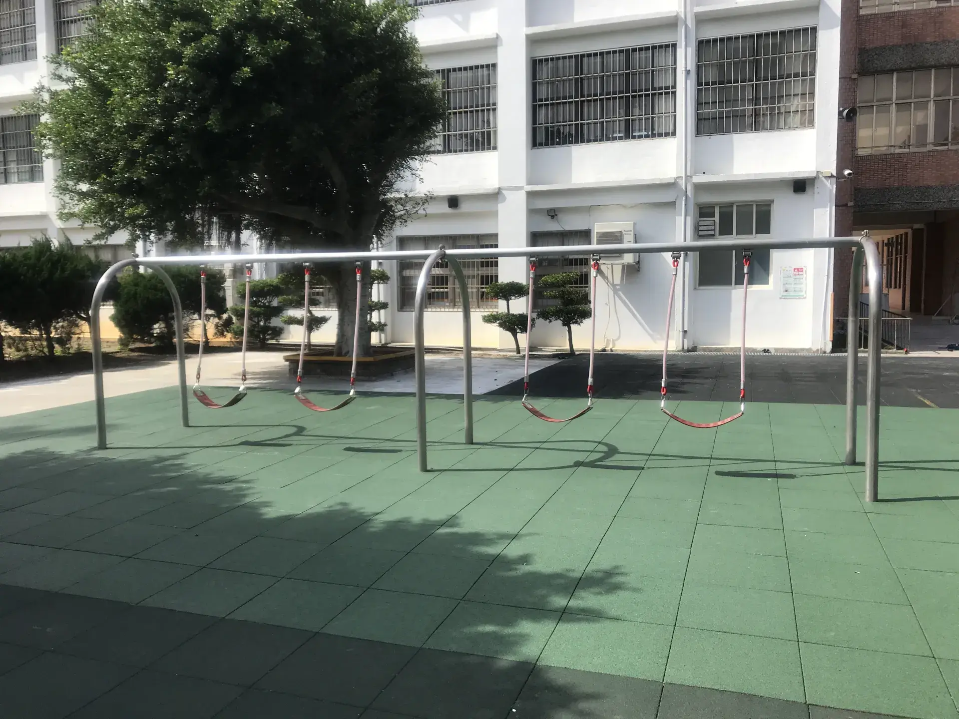 BabyBuild ST不鏽鋼拱形4人秋千