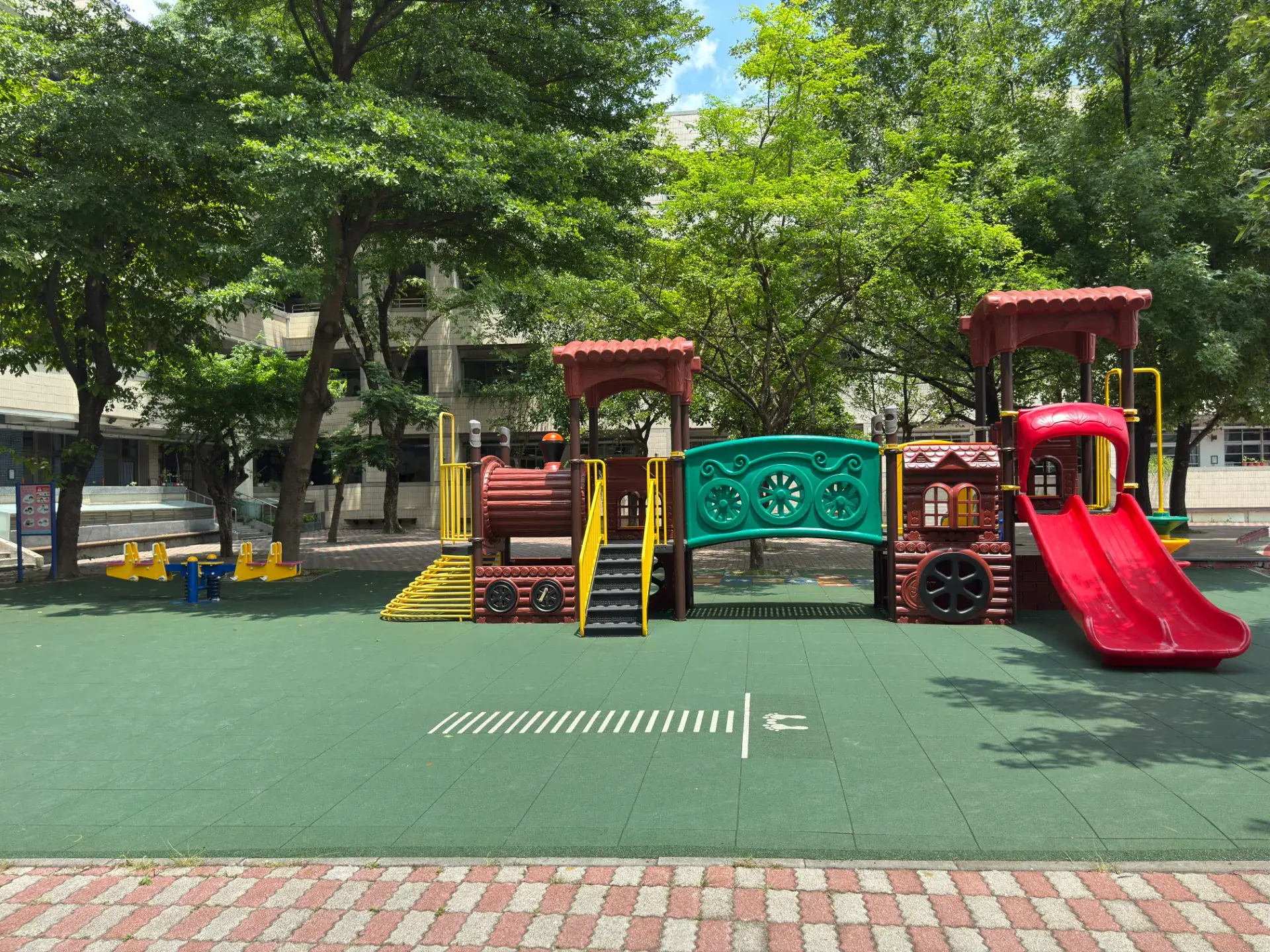 台中東興國小