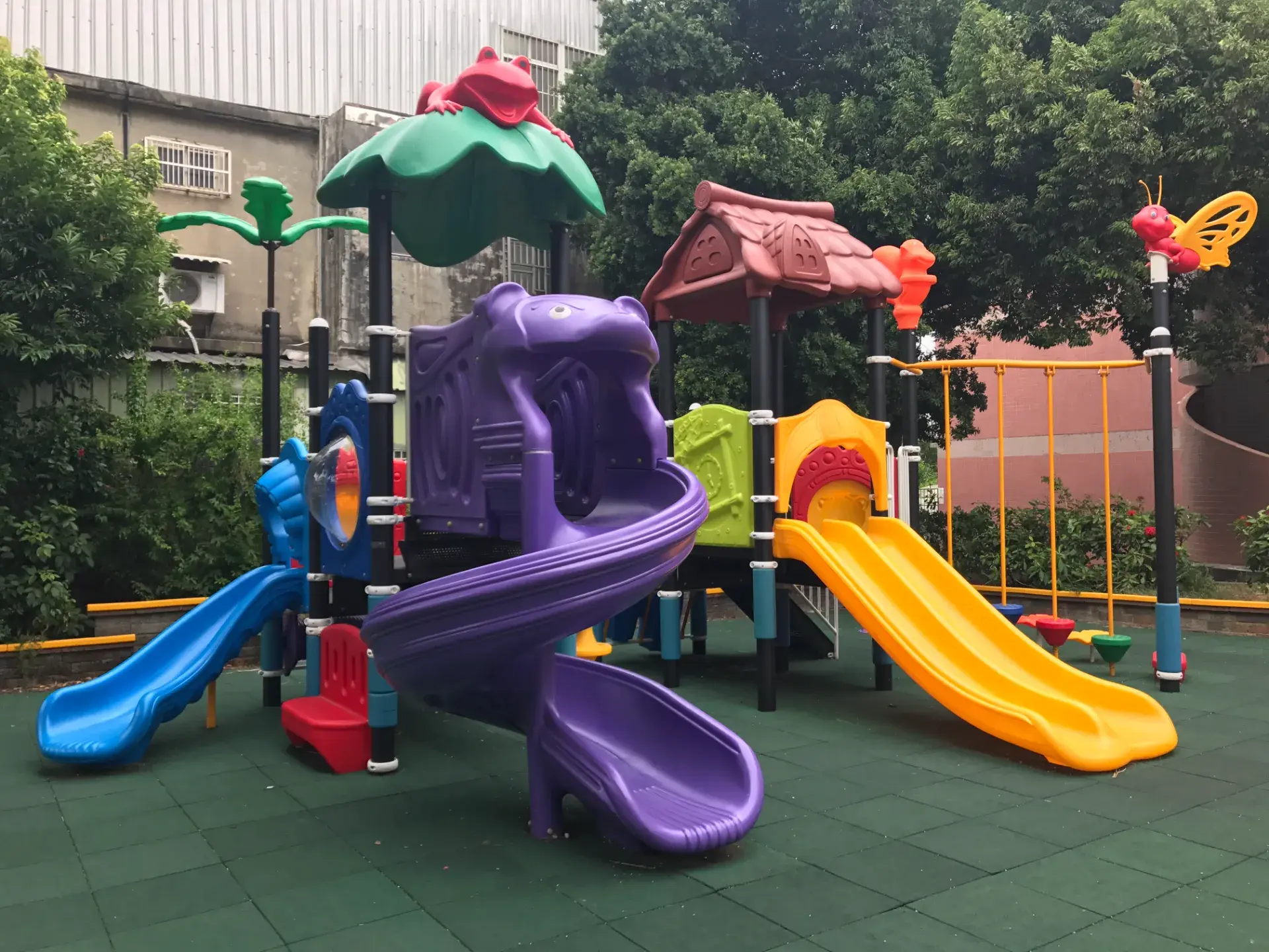 楊梅富岡國小